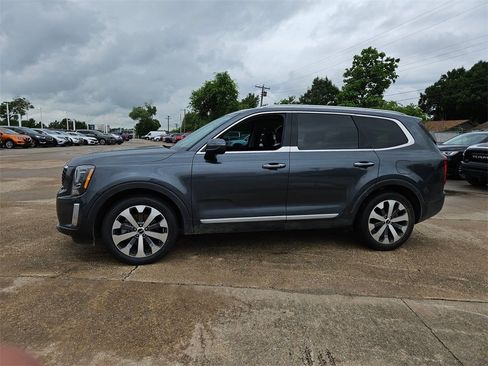 Used 2022 Kia Telluride S image 5
