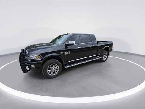 Used 2017 RAM 2500 Limited image 4