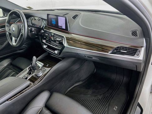 Used 2019 BMW 540i xDrive AWD/4WD image 29