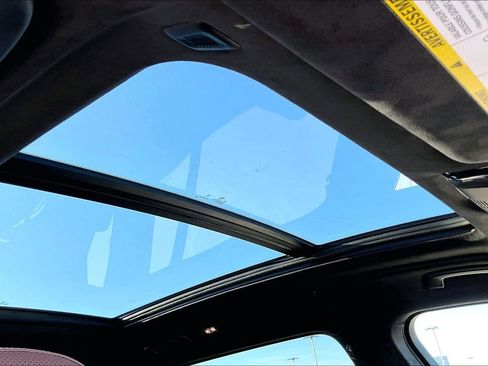 Used 2025 BMW X7 xDrive40i w/ M Sport Package image 17