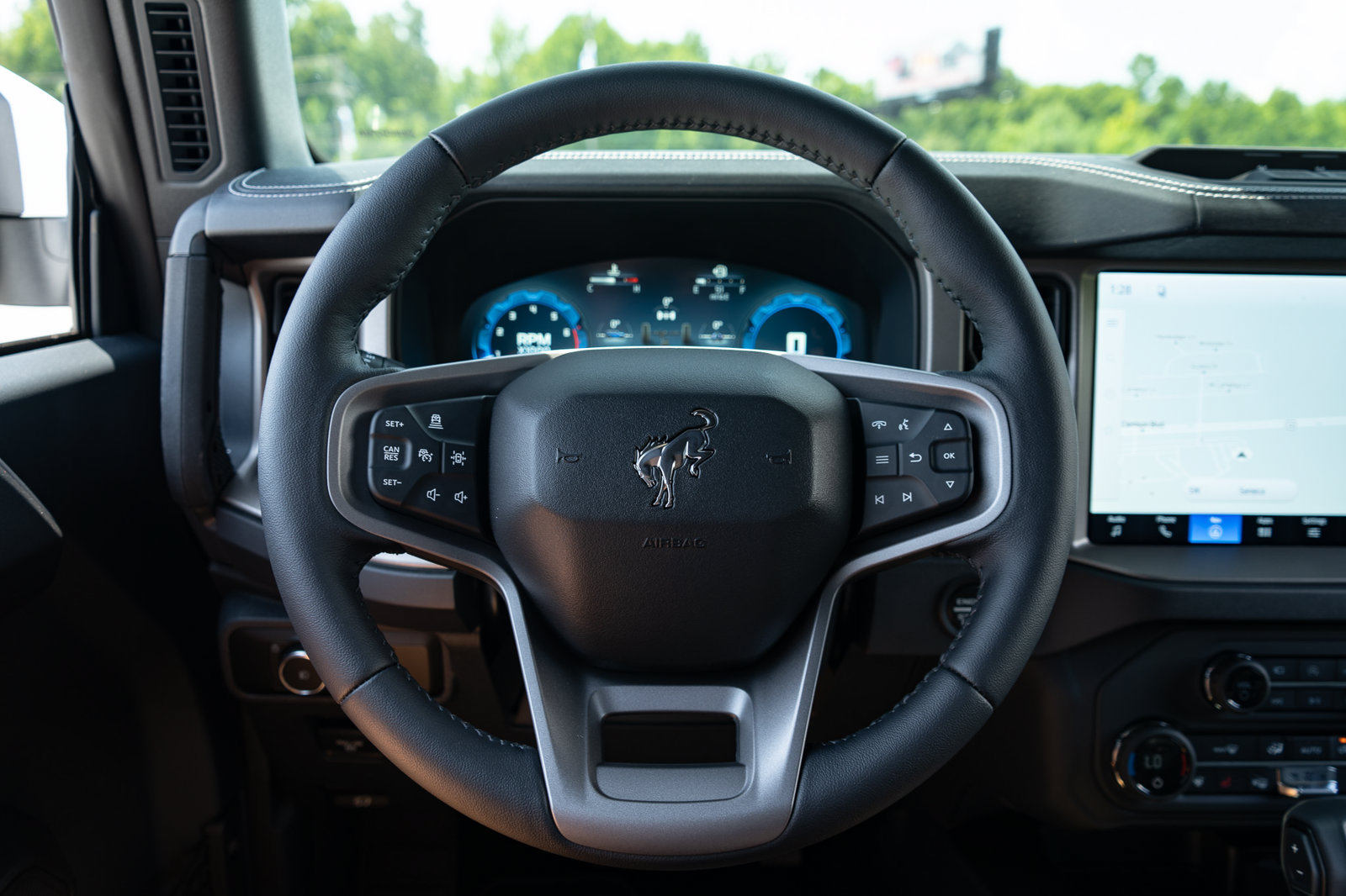 New 2026 Ford Bronco Outer Banks w/ Sasquatch Package AWD/4WD image 28