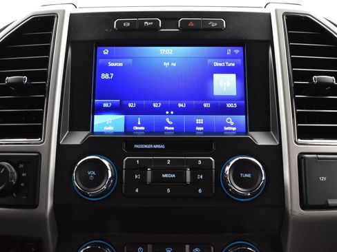 Used 2021 Ford F250 Lariat image 28