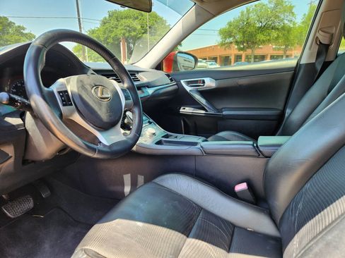 Used 2013 Lexus CT 200h FWD image 9