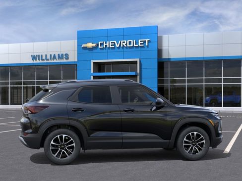New 2026 Chevrolet TrailBlazer LT w/ LT Cold Weather Package AWD/4WD image 5