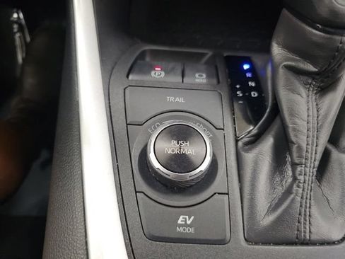 Used 2024 Toyota RAV4 XLE w/ Convenience Package AWD/4WD image 23