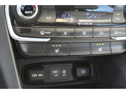 Used 2019 Hyundai Santa Fe SEL image 26