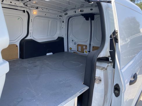 Used 2016 Ford Transit Connect XL FWD image 16