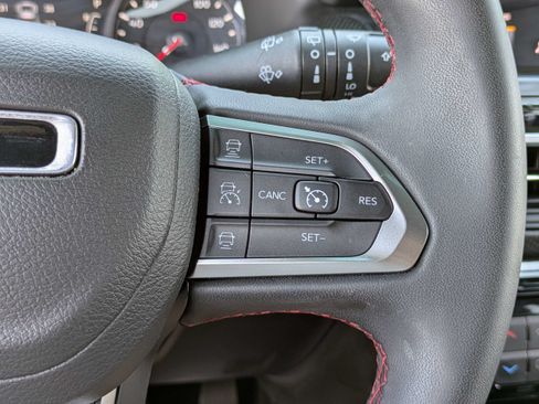 Used 2023 Jeep Compass Trailhawk AWD/4WD image 24