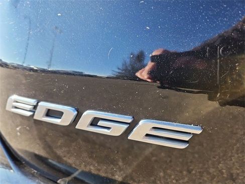 Used 2019 Ford Edge SEL w/ Equipment Group 201A image 30