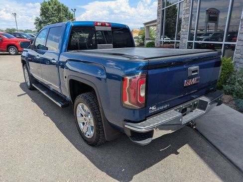 Used 2018 GMC Sierra 1500 SLT AWD/4WD image 3