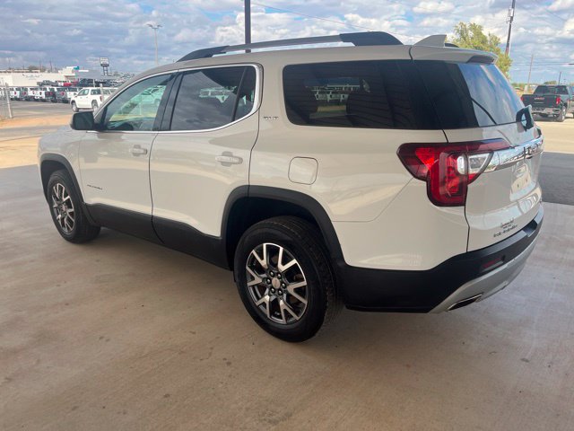 Used 2023 GMC Acadia SLT AWD/4WD image 7