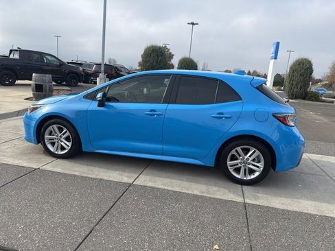 Used 2022 Toyota Corolla SE w/ Carpet Mat Package (TMS) image 9