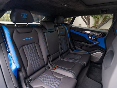 Used 2024 Lamborghini Urus S AWD/4WD image 26