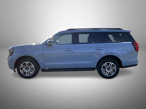 New 2026 Ford Expedition Active image 8