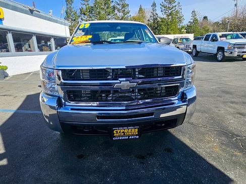 Used 2009 Chevrolet Silverado 2500 W/T AWD/4WD image 13