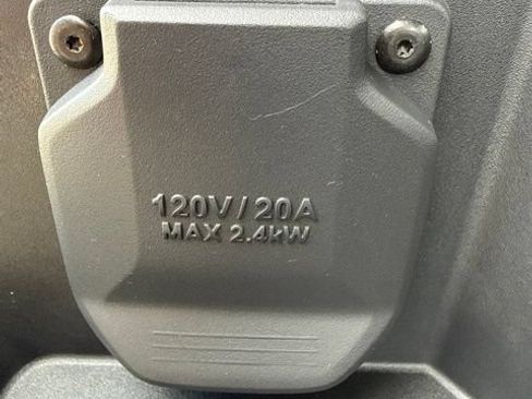 Used 2025 Chevrolet Silverado EV RST AWD/4WD image 17