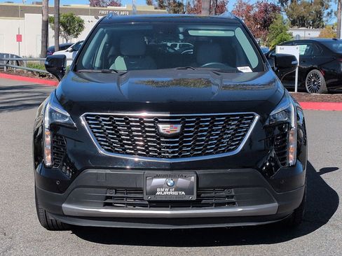 Used 2023 Cadillac XT4 Premium Luxury image 3