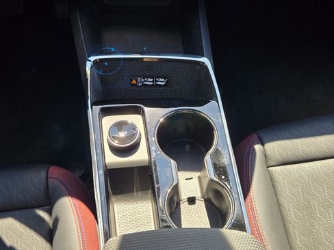 Used 2025 Chevrolet Equinox RS w/ Safety and Technology Package image 20