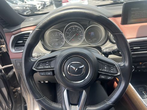 Used 2017 MAZDA CX-9 Signature AWD/4WD image 18