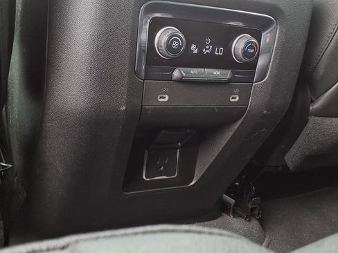 Used 2023 Chevrolet Tahoe LT image 9