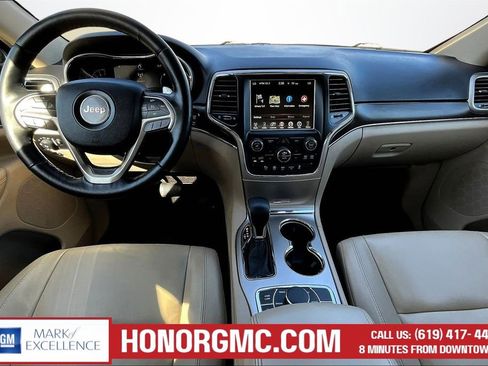 Used 2017 Jeep Grand Cherokee Limited image 7