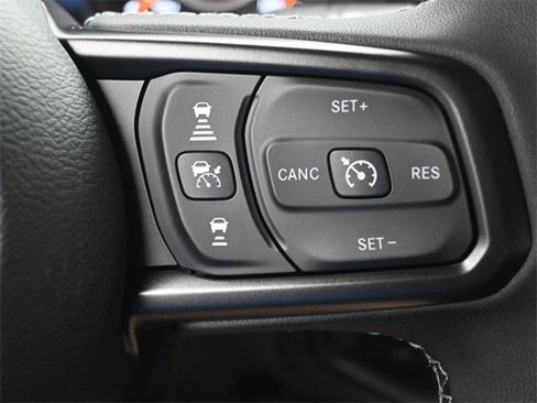 New 2025 Jeep Gladiator Sport image 30