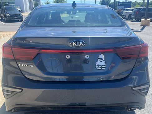 Used 2020 Kia Forte LXS FWD image 4
