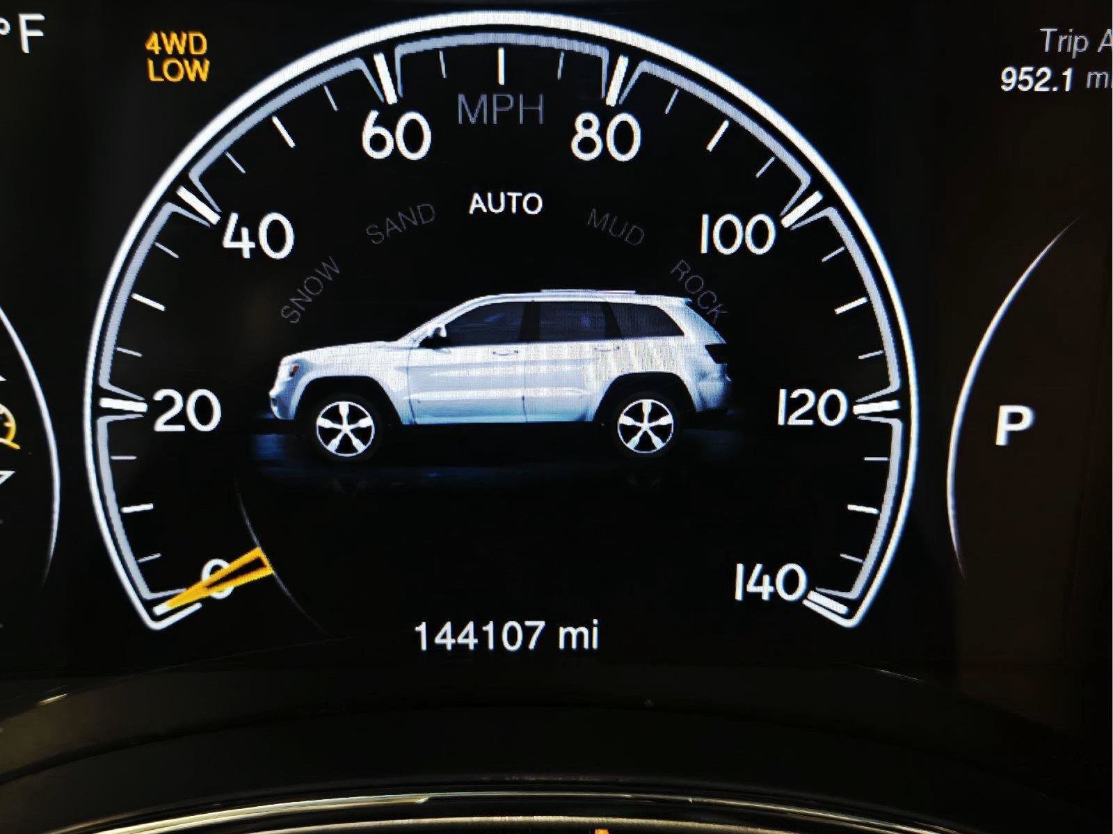Used 2015 Jeep Grand Cherokee Limited AWD/4WD image 28