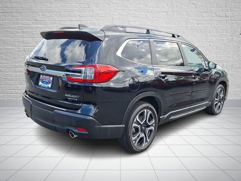 Used 2023 Subaru Ascent Limited AWD/4WD image 4