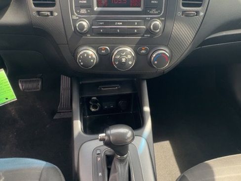 Used 2015 Kia Forte EX FWD image 12