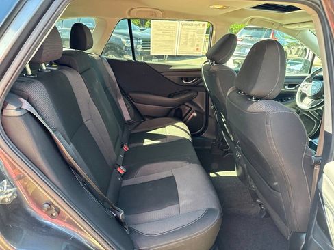 Used 2021 Subaru Outback Premium AWD/4WD image 28