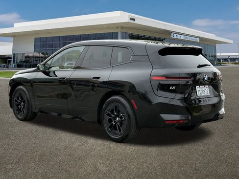 Used 2026 BMW iX xDrive60 w/ Climate Comfort Package image 8