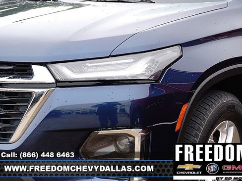 Used 2022 Chevrolet Traverse LS image 6