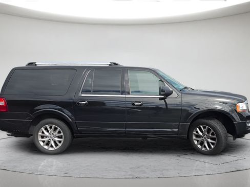Used 2017 Ford Expedition EL Limited w/ Equipment Group 301A AWD/4WD image 5