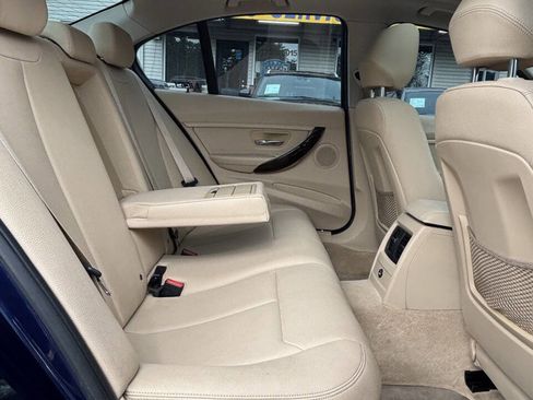 Used 2016 BMW 320i xDrive Sedan AWD/4WD image 16