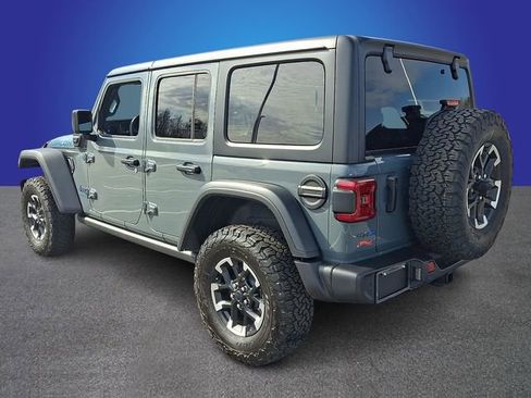 Used 2025 Jeep Wrangler Unlimited Rubicon 4xe w/ Safety Group AWD/4WD image 6