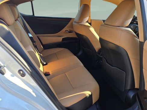 New 2025 Lexus ES 350 w/ Premium Package image 11