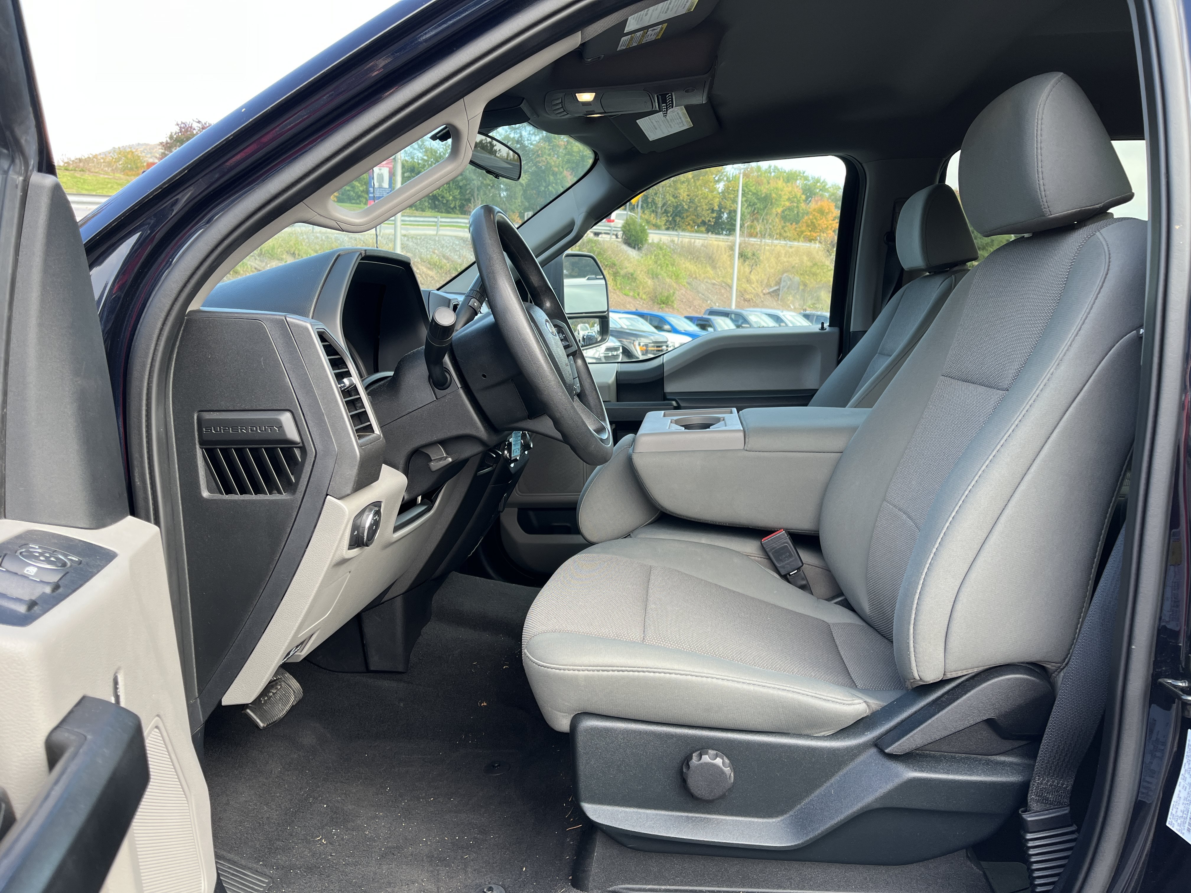 Used 2021 Ford F250 XL w/ STX Appearance Package AWD/4WD image 12