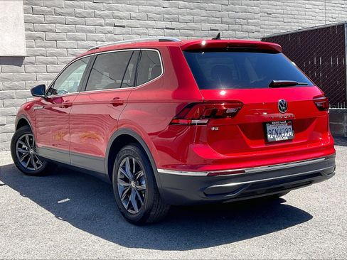 Certified 2023 Volkswagen Tiguan SE FWD image 10
