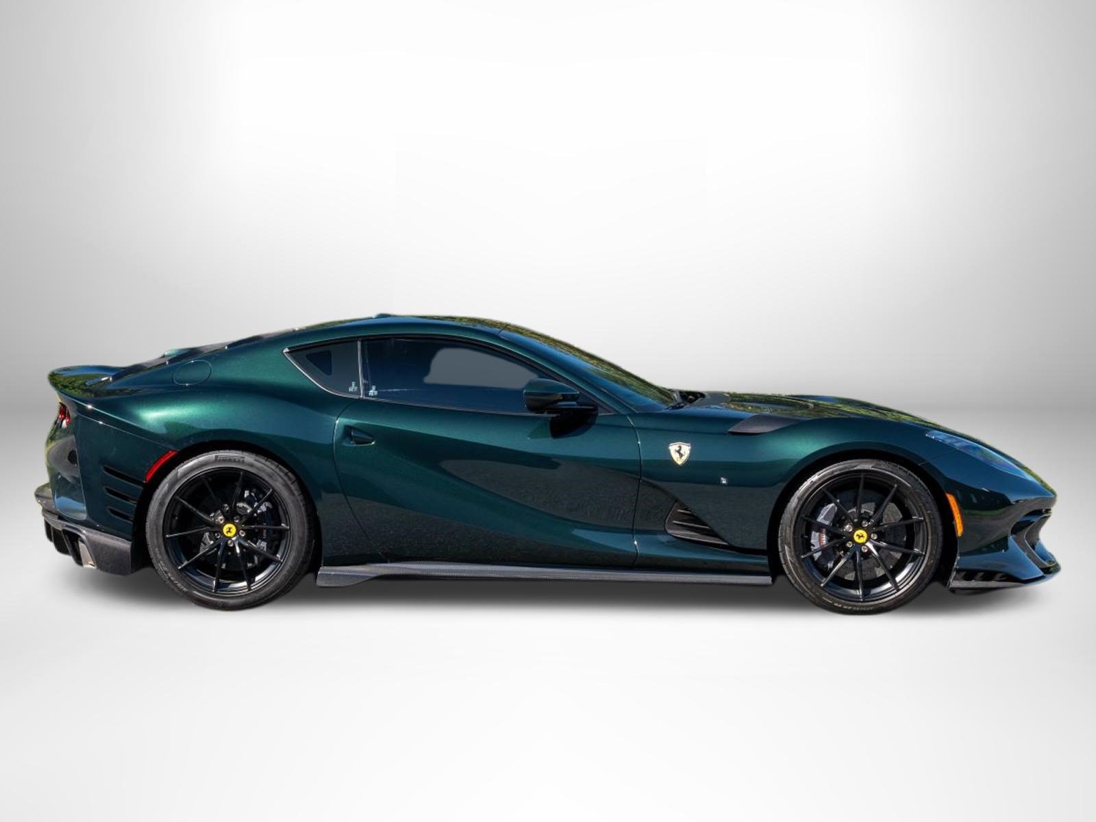 Used 2022 Ferrari 812 Competizione RWD image 6