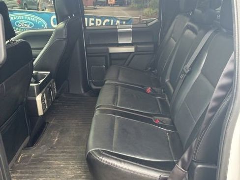 Used 2016 Ford F150 Lariat w/ Equipment Group 502A Luxury AWD/4WD image 10