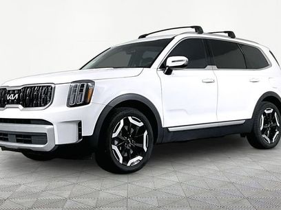 Used 2024 Kia Telluride EX w/ EX Captain's Chair Package