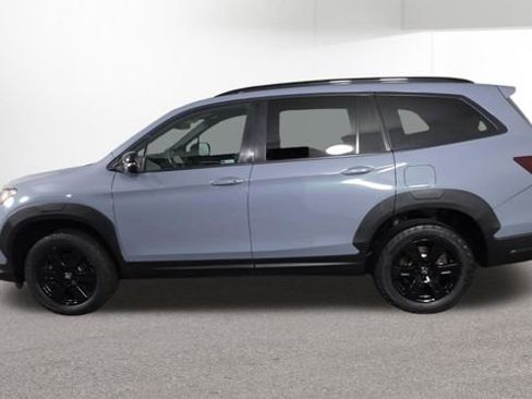 Used 2022 Honda Pilot TrailSport image 5