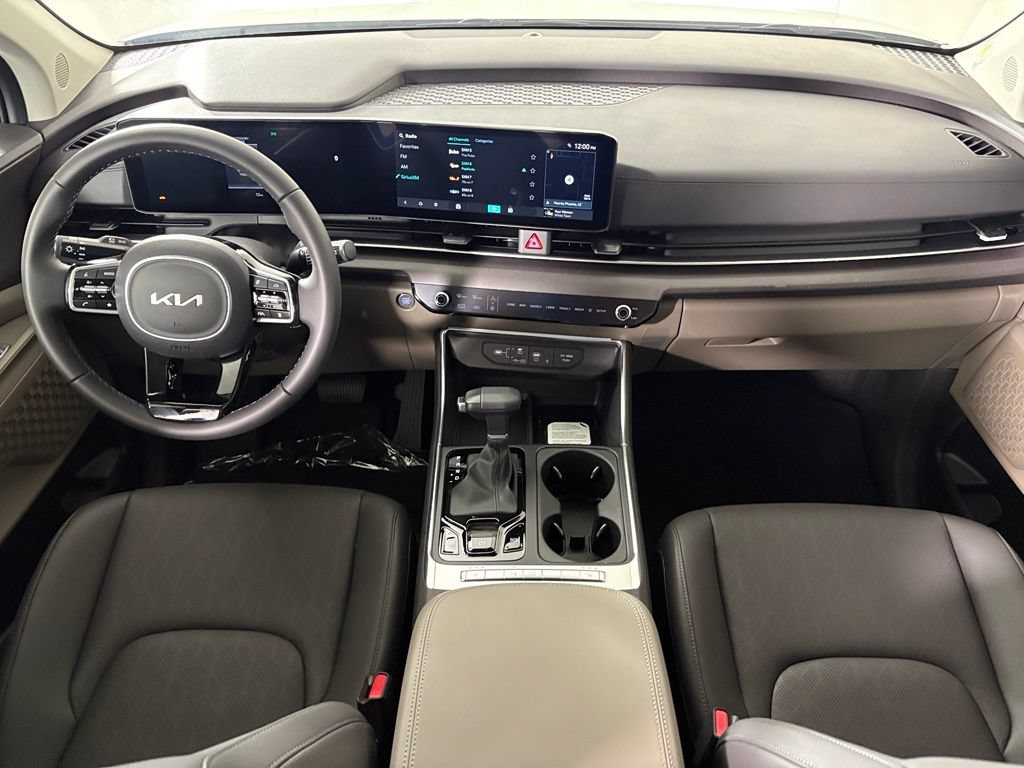 New 2026 Kia Carnival EX FWD image 34