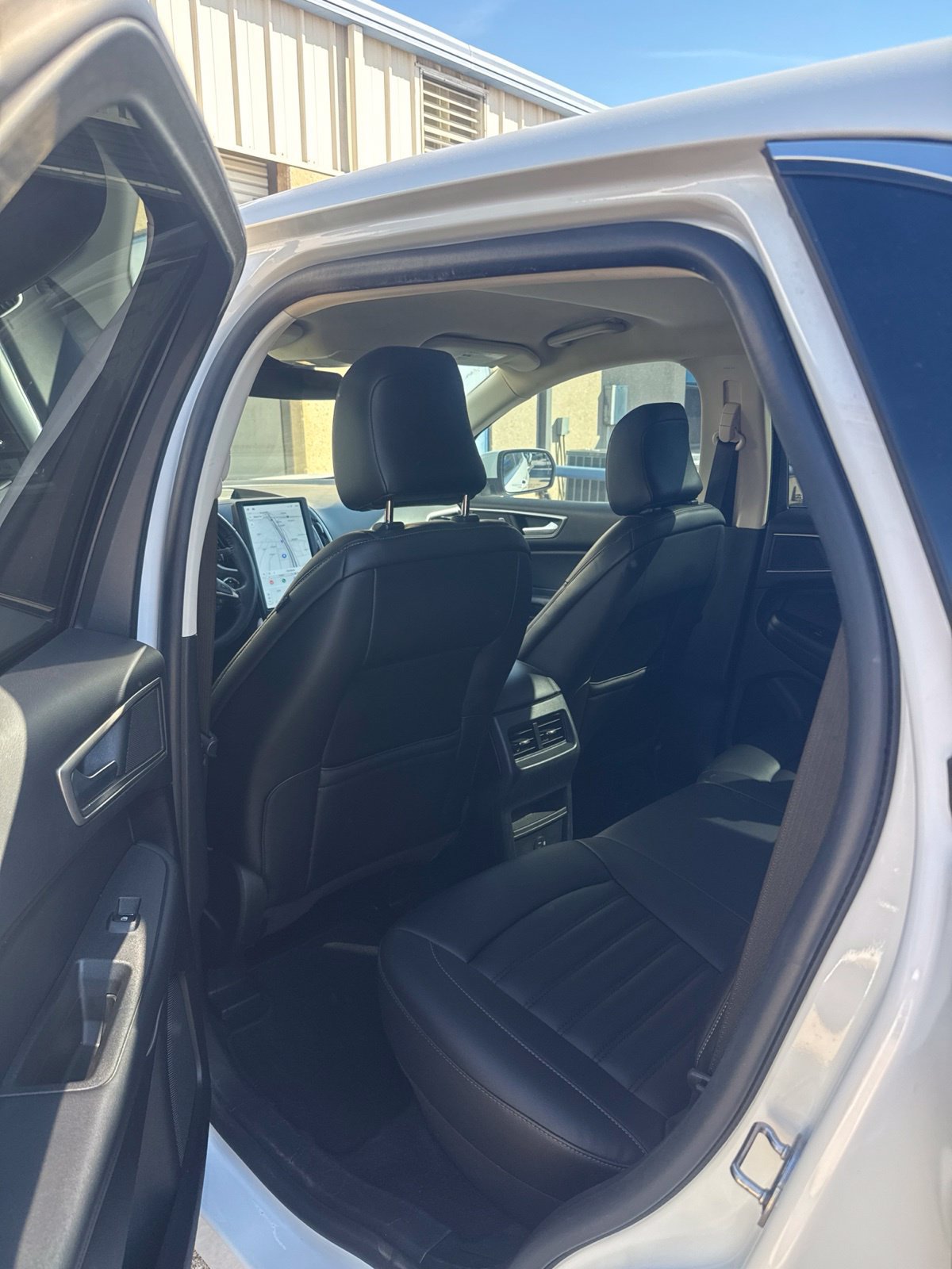 Used 2021 Ford Edge SEL w/ Cargo Accessory Package FWD image 5