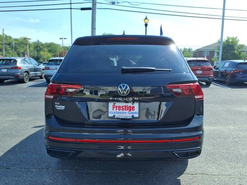 Certified 2023 Volkswagen Tiguan SE R-Line FWD image 3