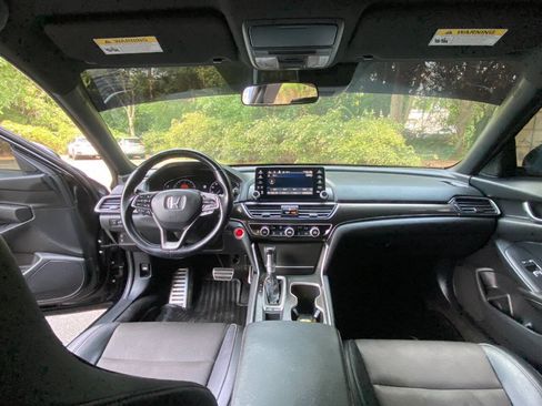 Used 2020 Honda Accord Sport image 30