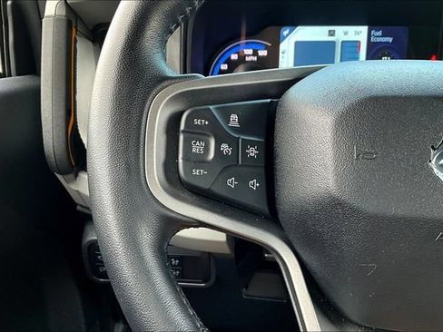Used 2022 Ford Bronco Badlands AWD/4WD image 11