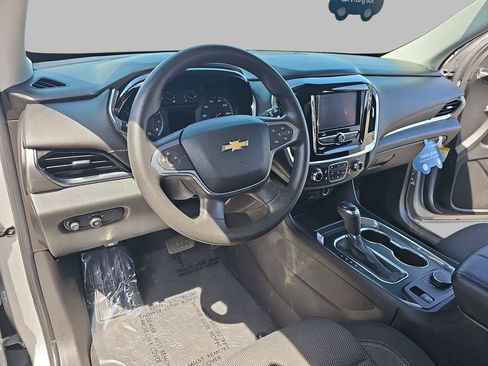 Used 2020 Chevrolet Traverse LS FWD image 19