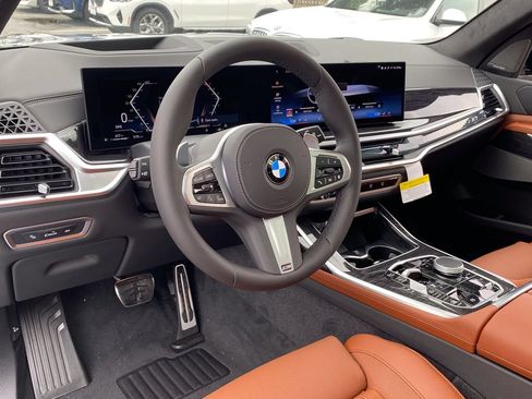 New 2027 BMW X7 xDrive40i w/ M Sport Package AWD/4WD image 15